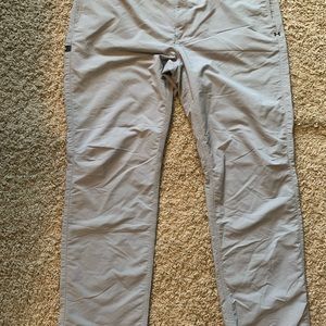 Under Armour Golf / Sport Pants